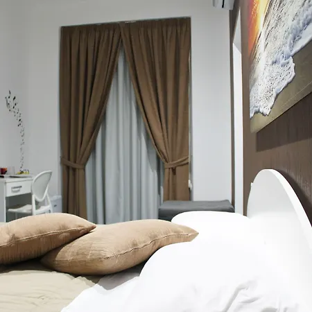 Mascalzone Latino Luxury Napoli
