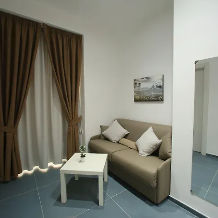 Mascalzone Latino Luxury 4* Napoli