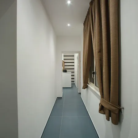 Mascalzone Latino Luxury Napoli