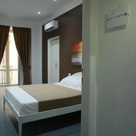 Mascalzone Latino Luxury Vendégház