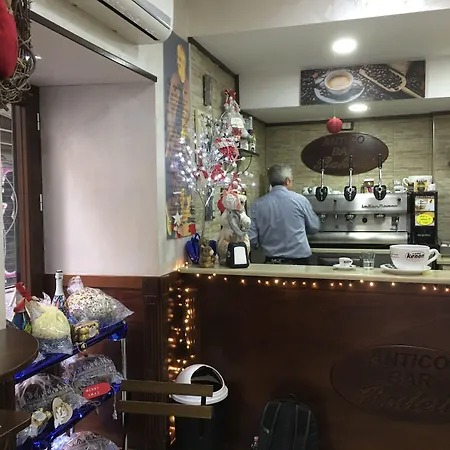 Mascalzone Latino Luxury Vendégház