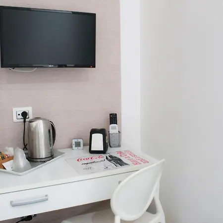 Mascalzone Latino Luxury Guest house Naples