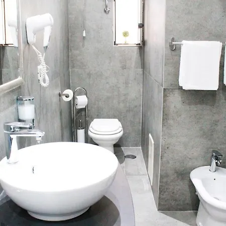 Guest house Mascalzone Latino Luxury 4*