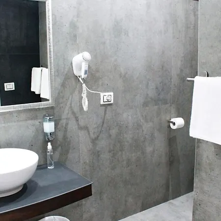 Mascalzone Latino Luxury Guest house