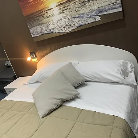 Pensión Mascalzone Latino Luxury 4*