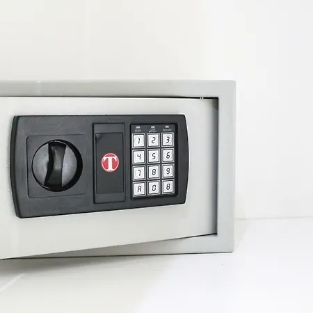 Mascalzone Latino Luxury Πανσιόν 4*