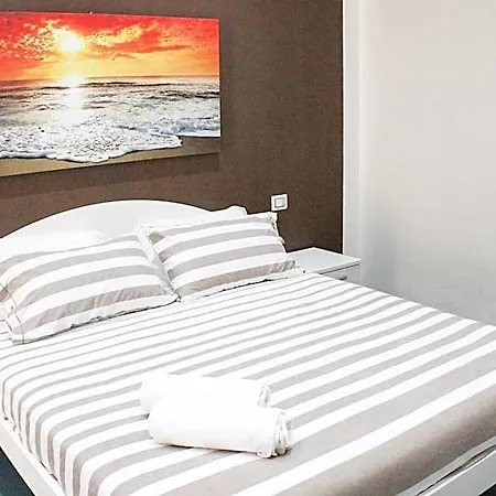 Mascalzone Latino Luxury Гостевой дом Неаполь