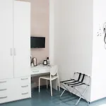 Mascalzone Latino Luxury 4* Neapol