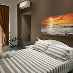 Mascalzone Latino Luxury Neapol
