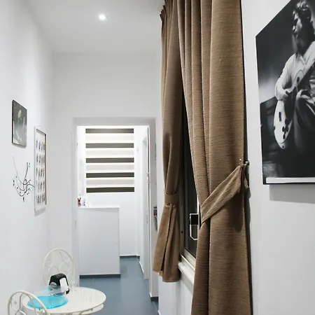 Mascalzone Latino Luxury 4* Napoli